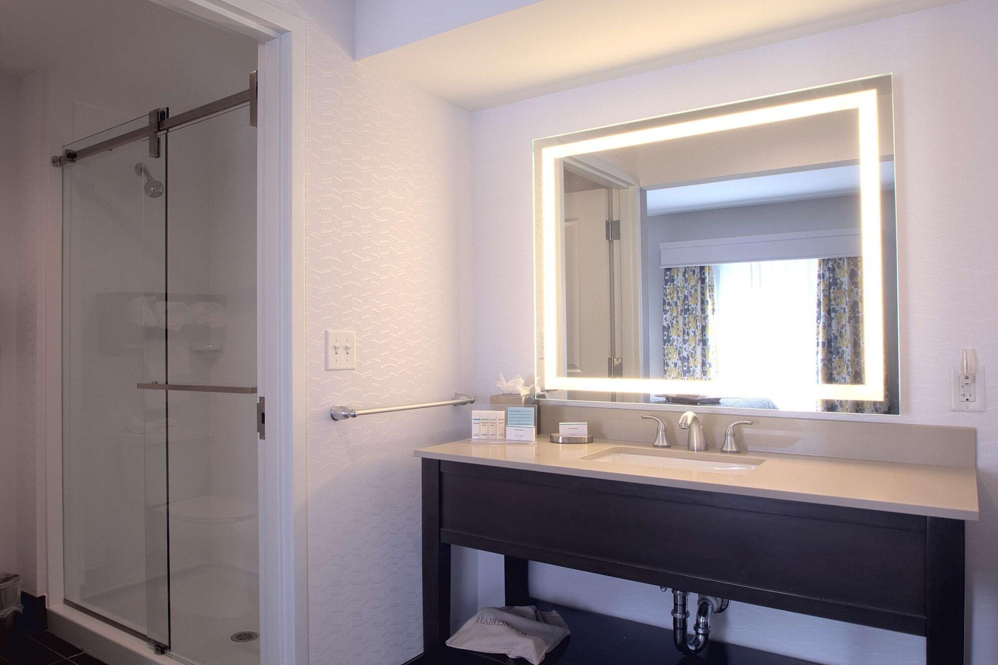 Hampton Inn & Suites Columbus/University Area Esterno foto