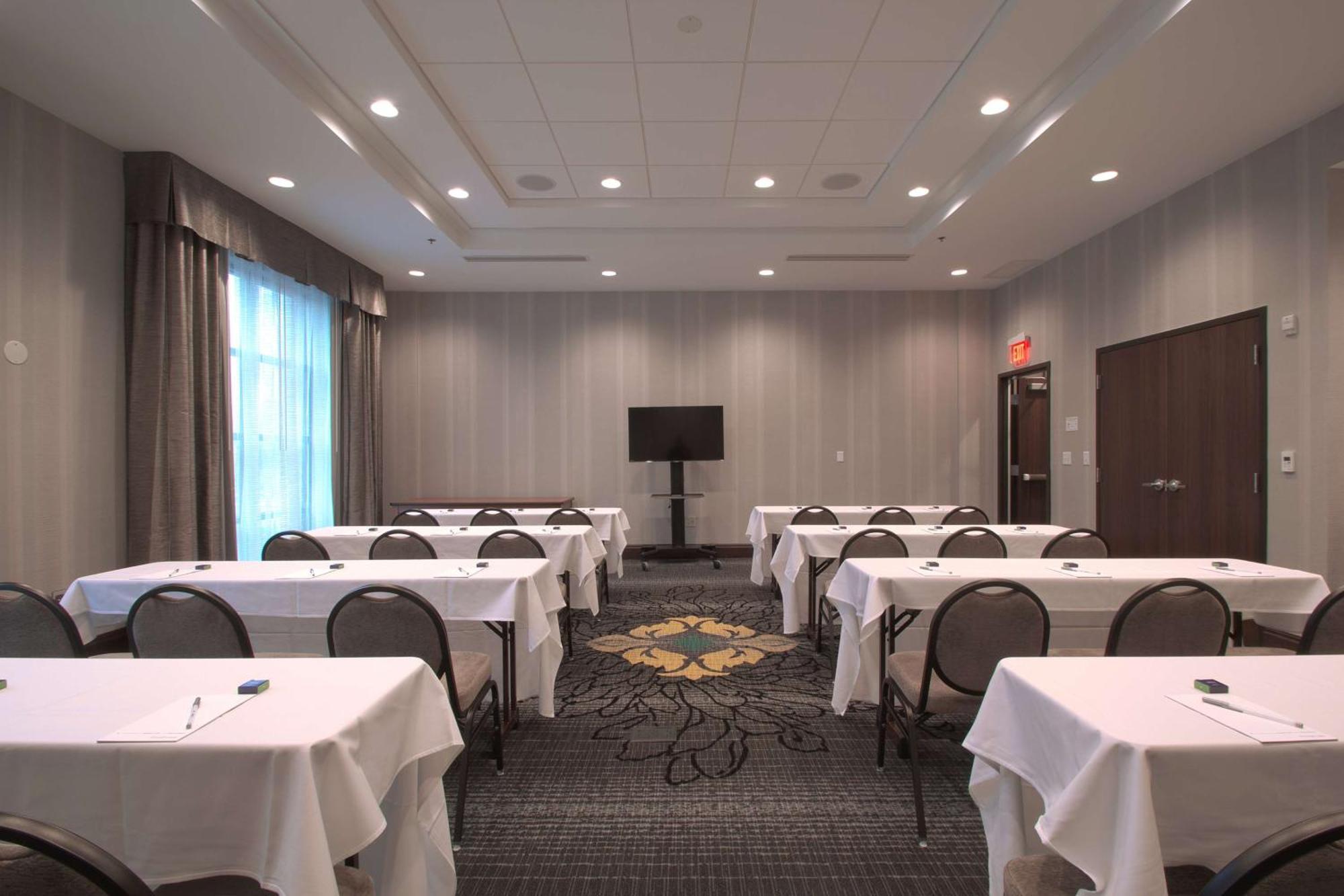 Hampton Inn & Suites Columbus/University Area Esterno foto