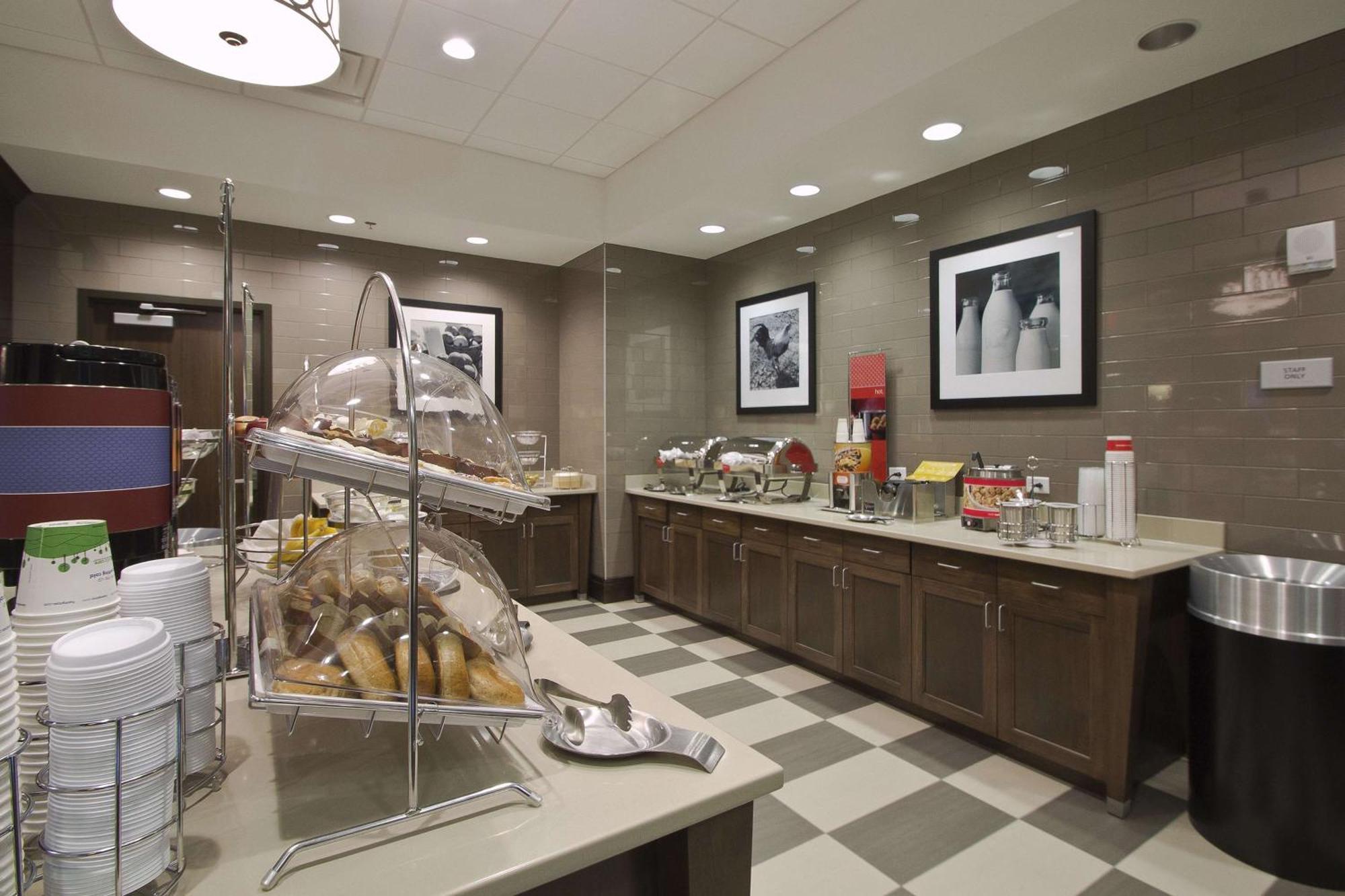 Hampton Inn & Suites Columbus/University Area Esterno foto