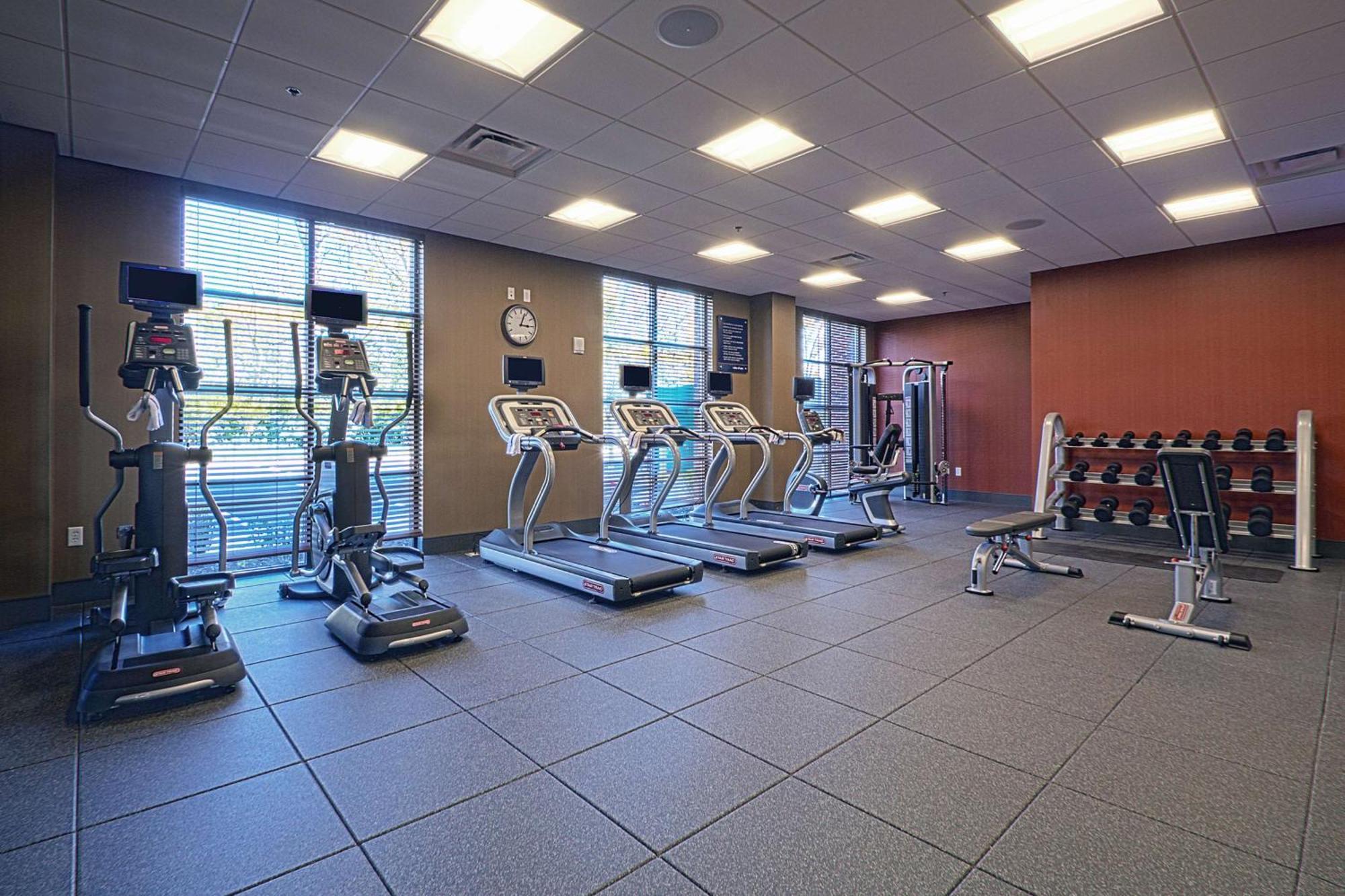 Hampton Inn & Suites Columbus/University Area Esterno foto